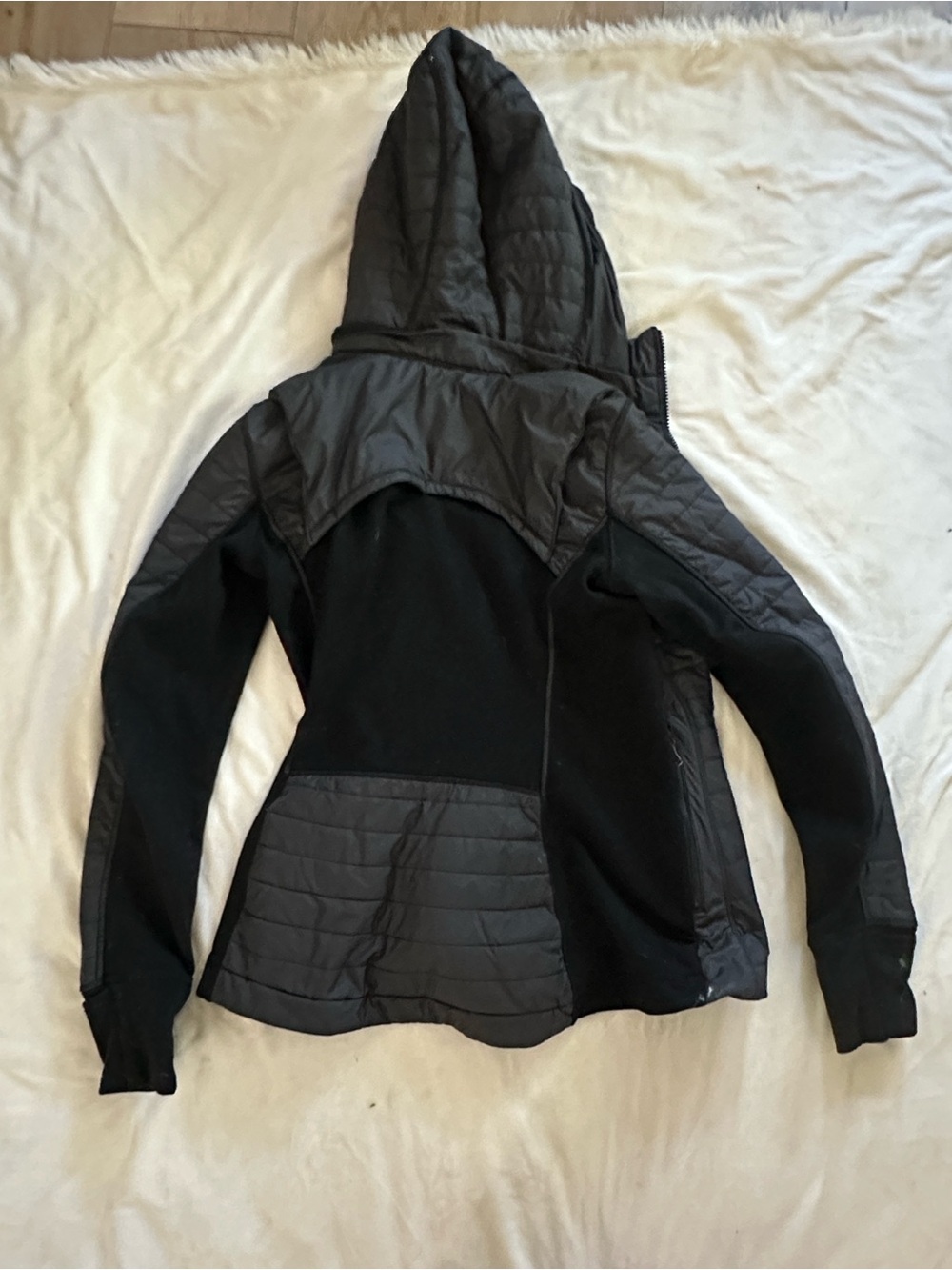 lululemon athletica Black Quilted Hooded Puffer Jacket - Picture 6 of 7